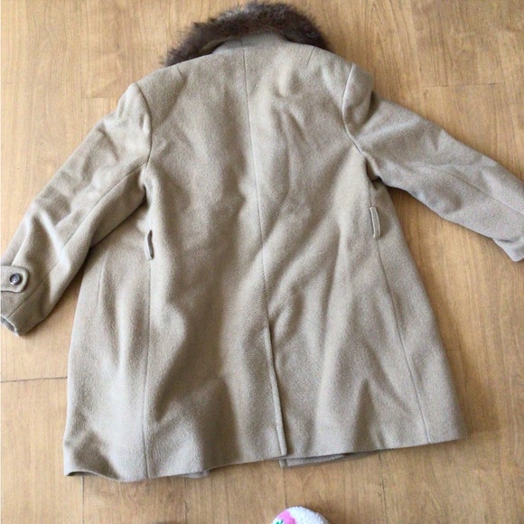 Marshall Field Vintage fur coat - Picture 2 of 5